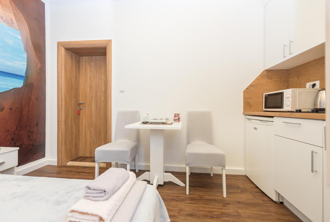 Apartments Song Of Joys Makarska Luaran gambar